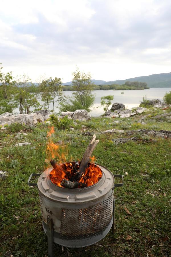Lake House 'Vilin Konak' Никшич Экстерьер фото